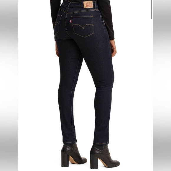 Levi Mid-Rise Skinny Dark Wash Jeans - Picture 2 of 9